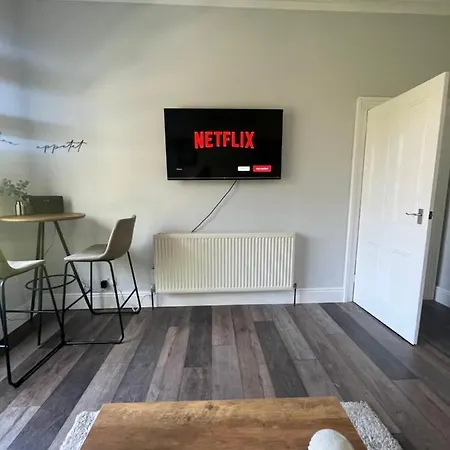 Modern 2 Bed Flat In Moseley Apartament *